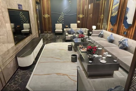 日照火爆夜场招聘女模,高端KTV招1800起促销员